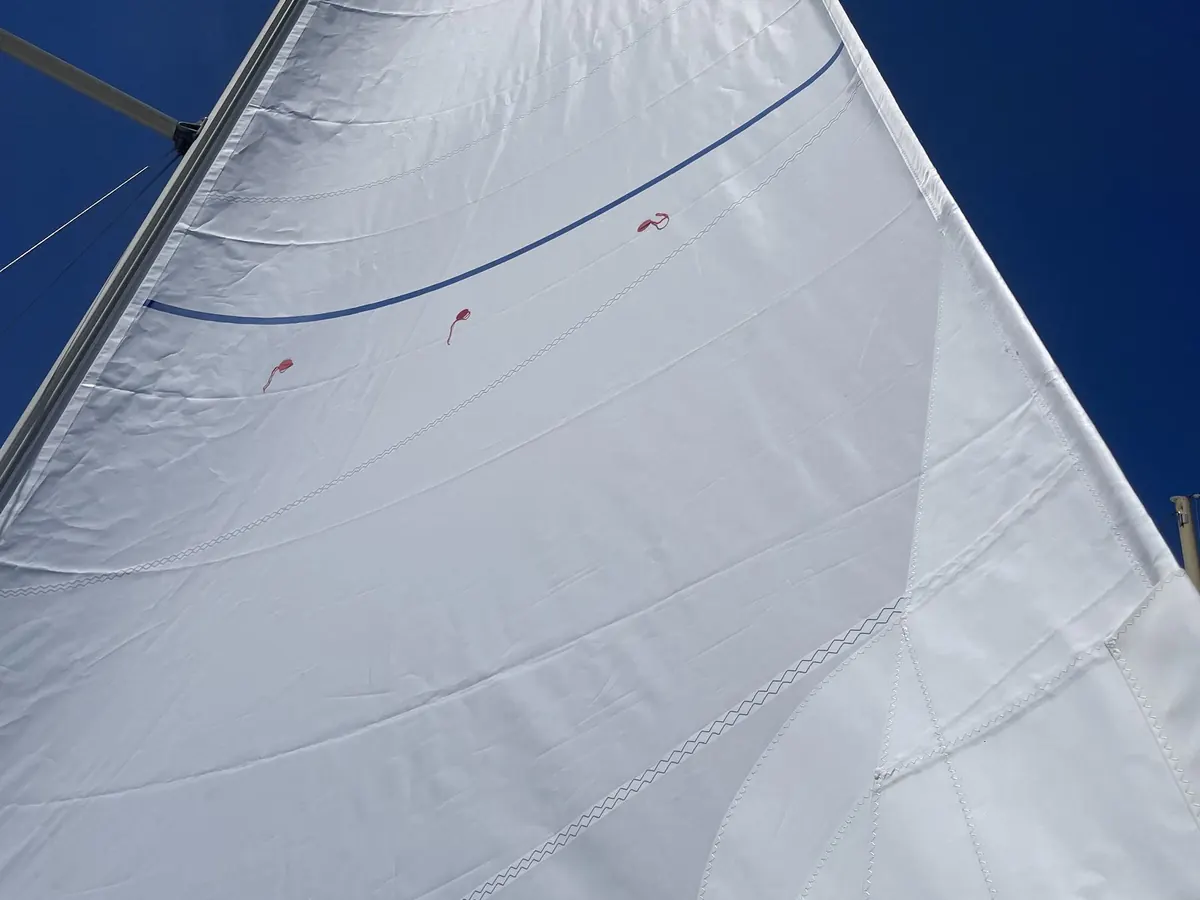 Grand-voile North Sails établie